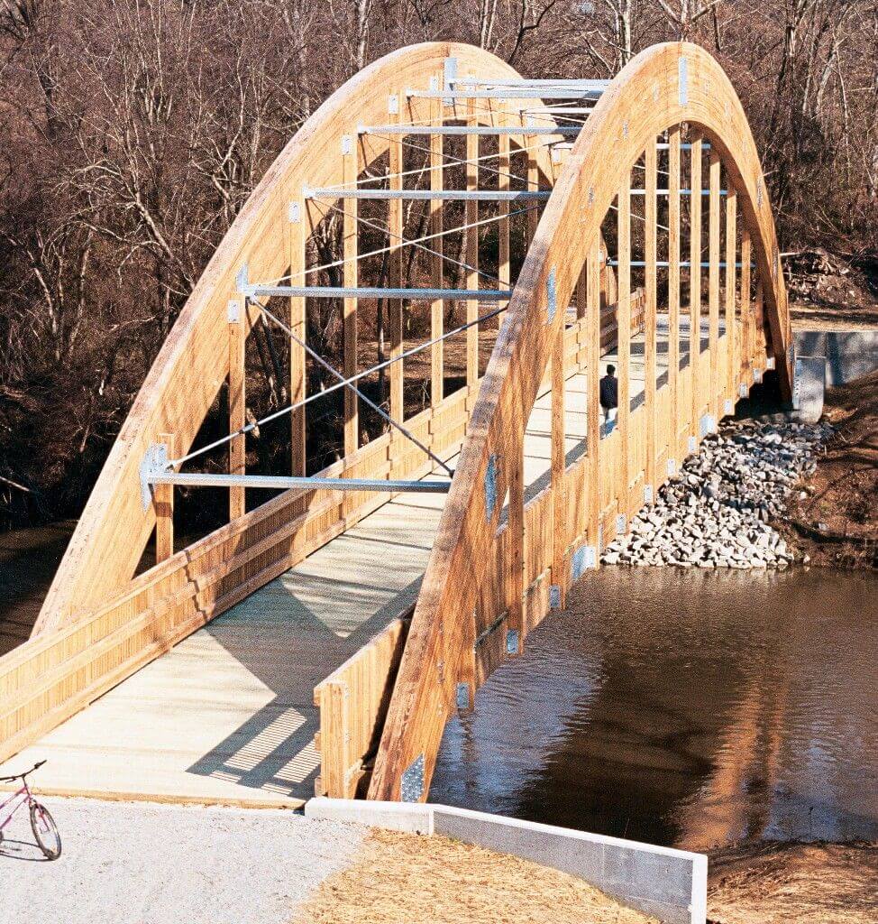 most z drewna klejonego